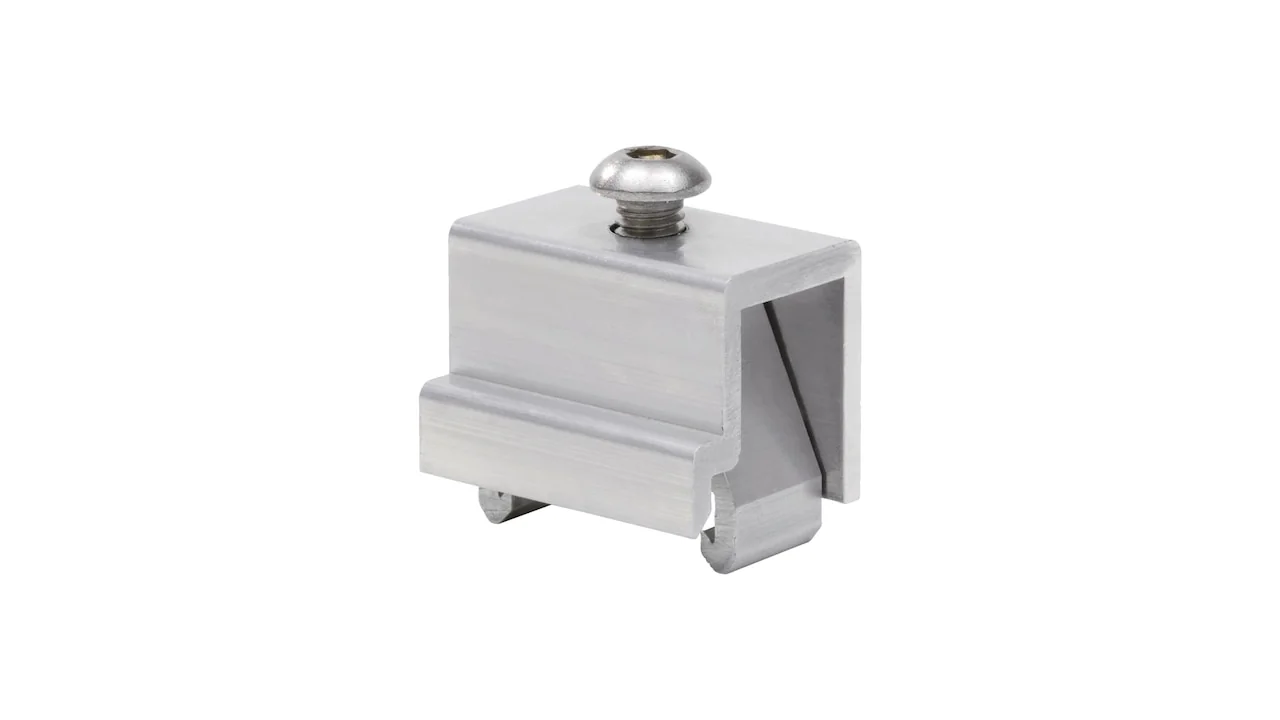 CROSS-RAIL CONNECTOR FOR CREATING A TWO-LAYER RAIL INSTALLATION